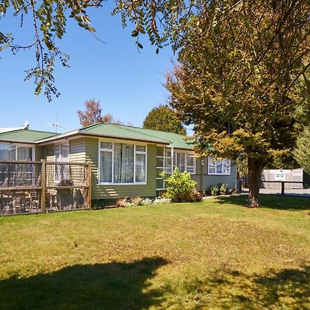 Accommodation Fiordland -The Three Bedroom House At 226A Milford Road Te Anau Kültér fotó