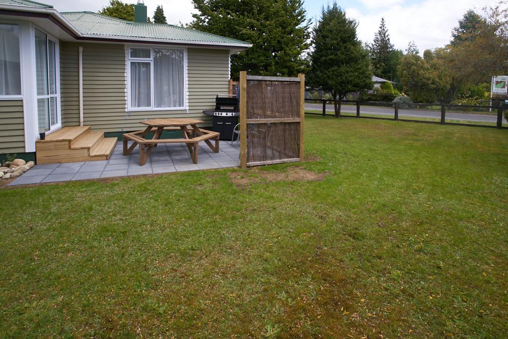 Accommodation Fiordland -The Three Bedroom House At 226A Milford Road Te Anau Kültér fotó