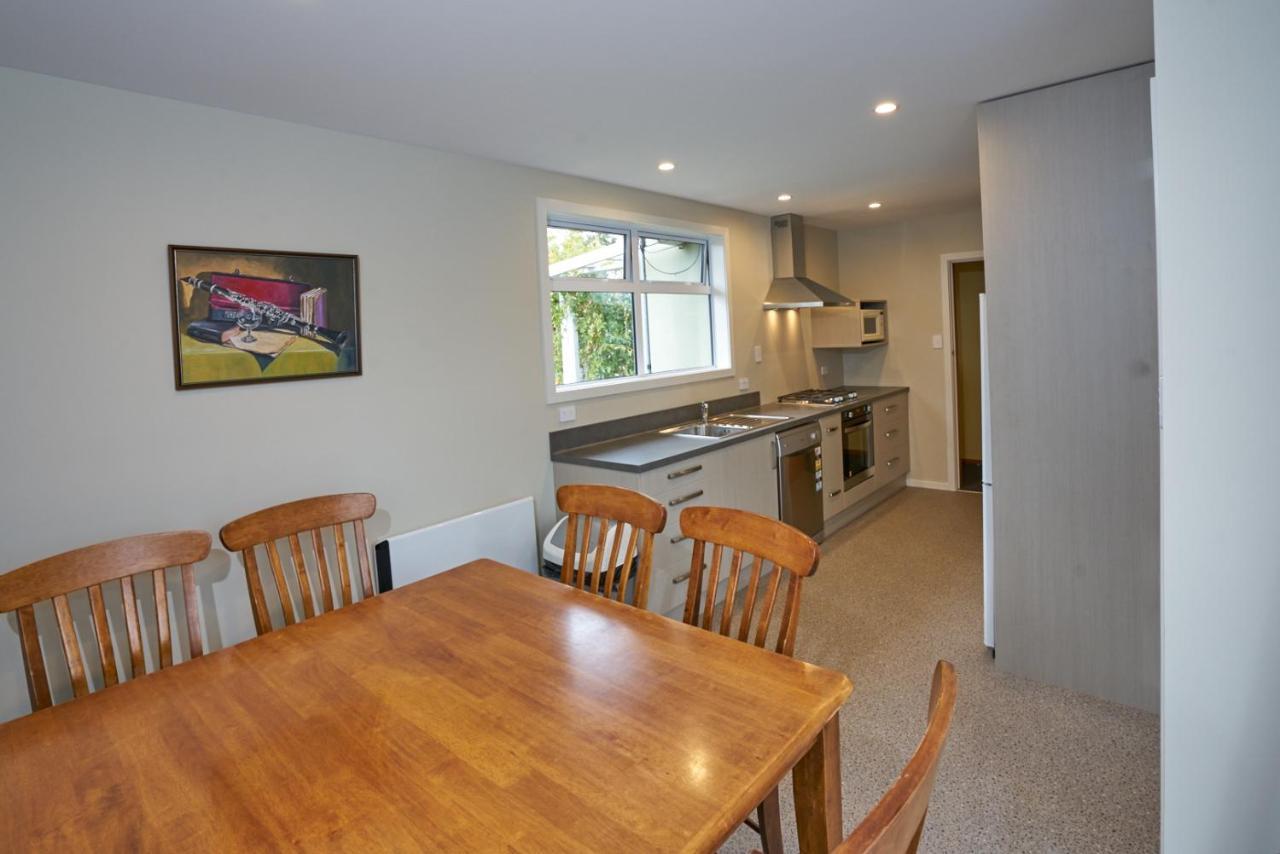 Accommodation Fiordland -The Three Bedroom House At 226A Milford Road Te Anau Kültér fotó