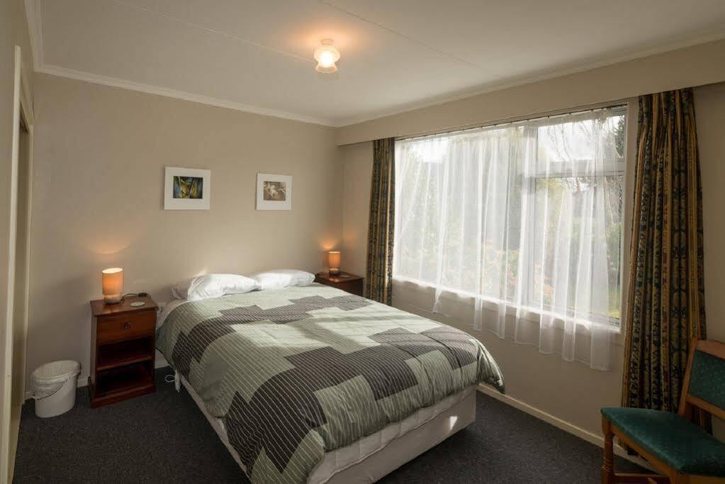Accommodation Fiordland -The Three Bedroom House At 226A Milford Road Te Anau Kültér fotó